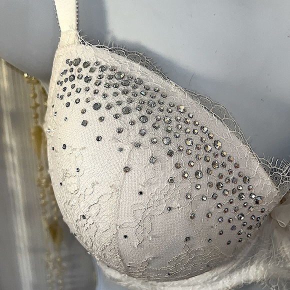 NWT bridal bra VS 34DDD /F crystals and white lace - Picture 5 of 17